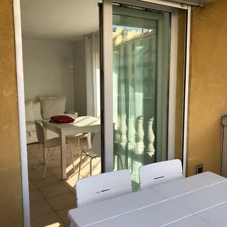 Palais Des Domes Apartment *